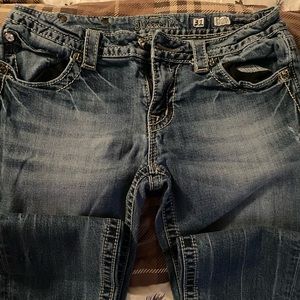 Women’s Miss Me jeans